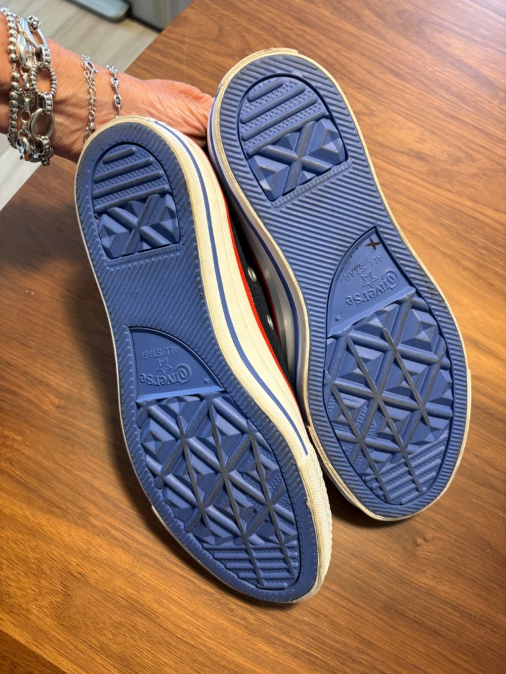 Converse patriotic star sneakers - size 7 - Picture 4 of 10